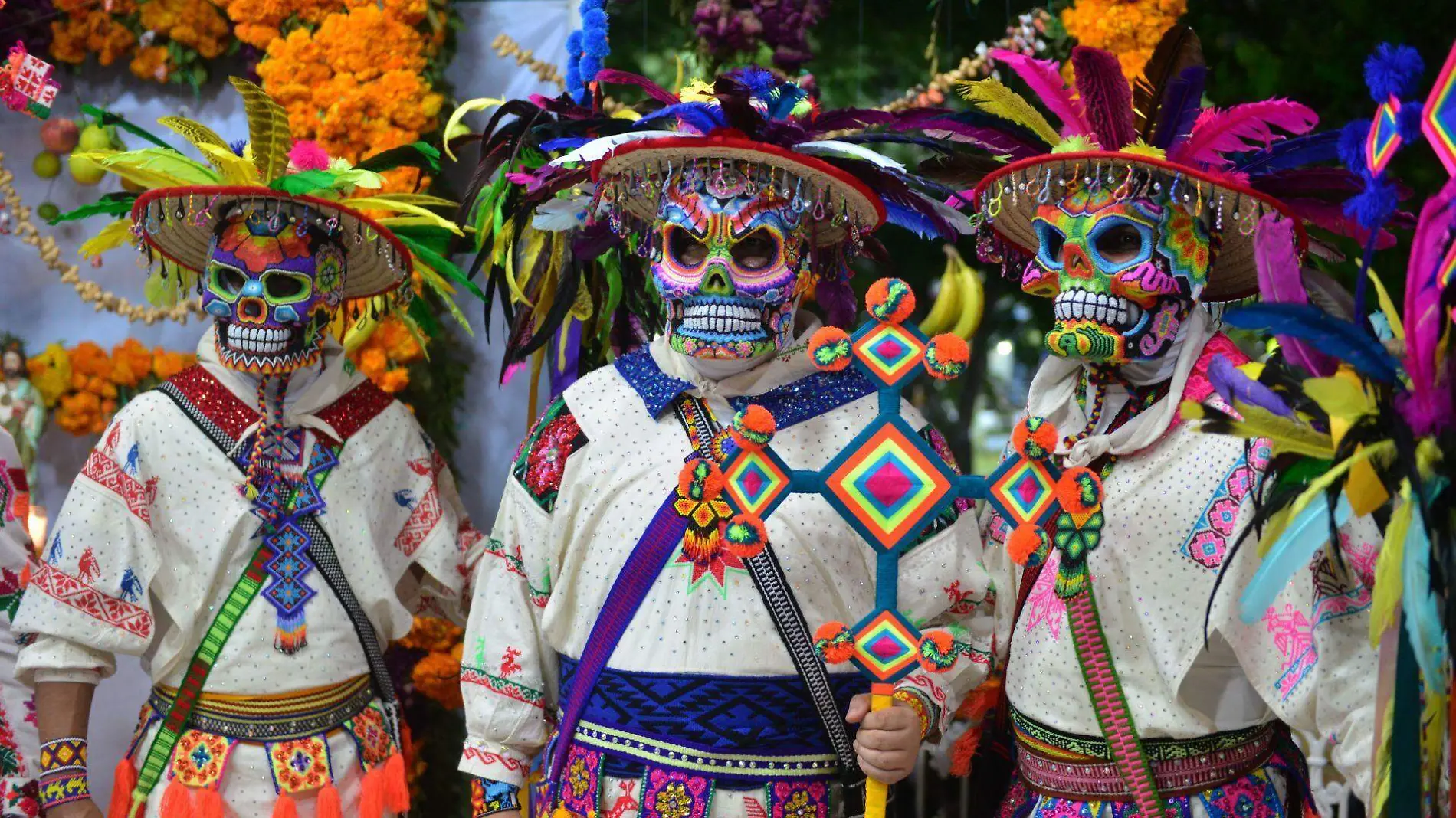 Es en sitios como Tempoal y Tantoyuca donde Xantolo pasa a ser más que un día festivo, allá es toda una tradición para los confeccionadores de máscaras Cuartoscuro